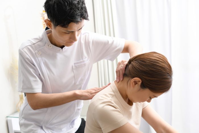 ストレートネックの検査